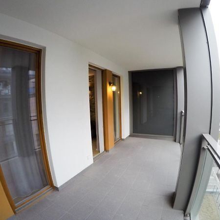 Apartament Obrzezna 3 Deluxe Warsaw Luaran gambar